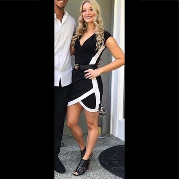 Almost famous asymmetrical dress - Picture 1 of 3